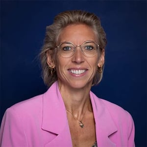 500x500-Elvira-Schottert